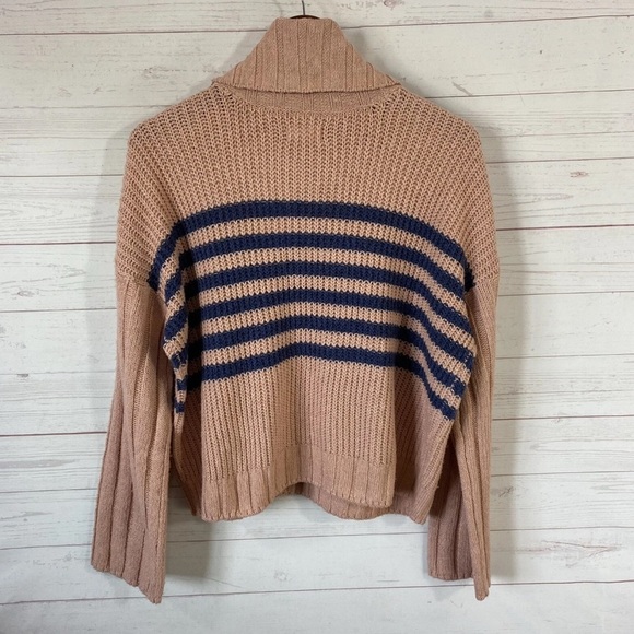 So Long Sleeve Cropped Turtleneck Sweater Juniors XS Pink/Peach Stripe Pullover - Picture 3 of 4